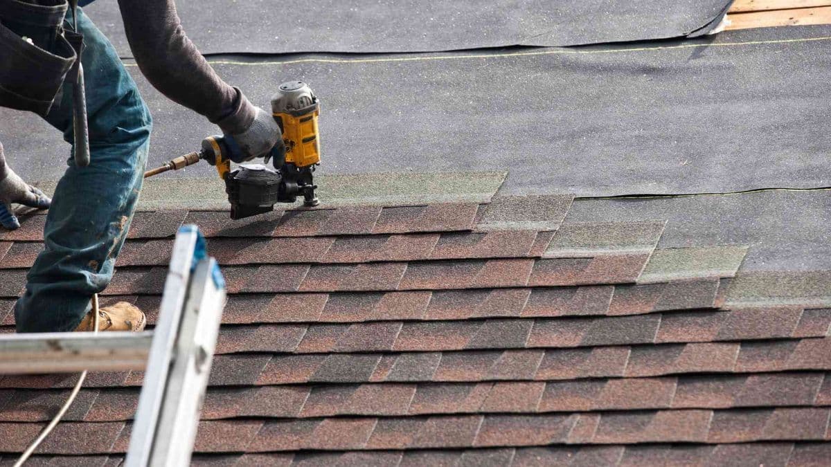 Why Architectural Shingle Installation Is the Smartest Move for Houston Homeowners
